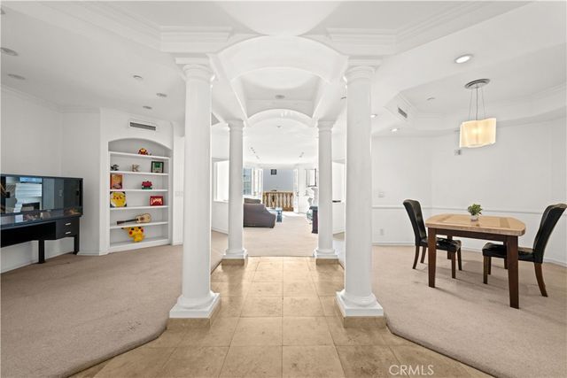 128 N Swall Drive 304, Los Angeles, CA 90048