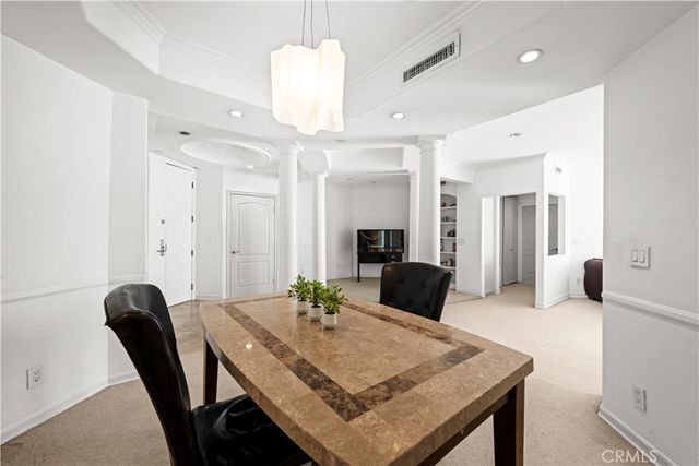 128 N Swall Drive 304, Los Angeles, CA 90048