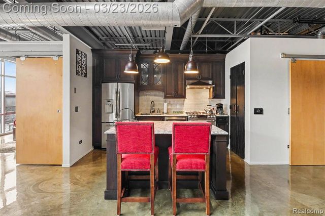 322 E Harrison Avenue, Royal Oak, MI 48067