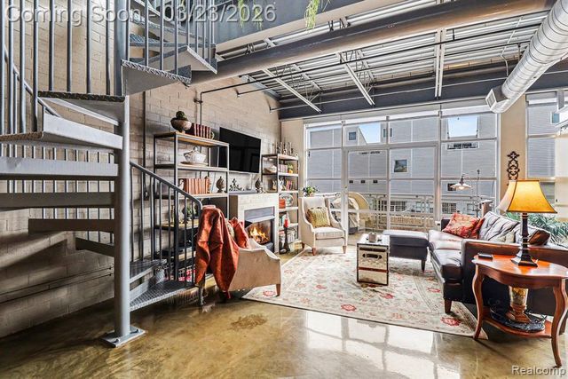 322 E Harrison Avenue, Royal Oak, MI 48067