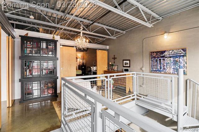 322 E Harrison Avenue, Royal Oak, MI 48067