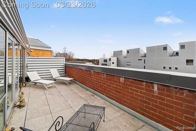 322 E Harrison Avenue, Royal Oak, MI 48067