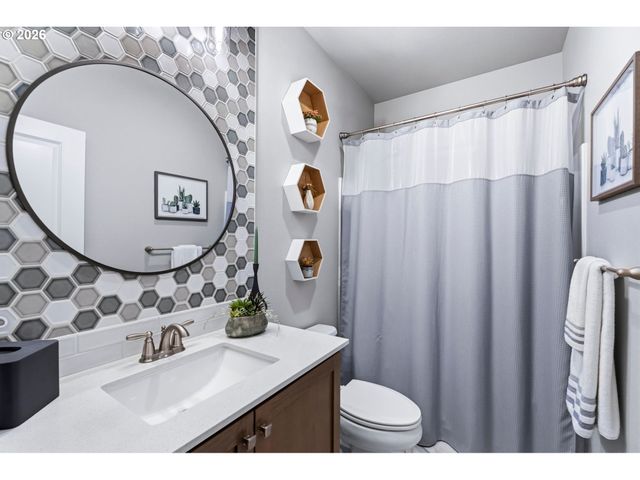 17412 Ne 77TH St, Vancouver, WA 98682