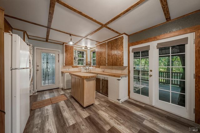 16179 Madrone Blvd, Cobb, CA 95426