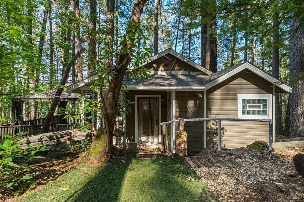 16179 Madrone Blvd, Cobb, CA 95426