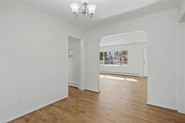 114 Kendall DR, Newport News, VA 23601