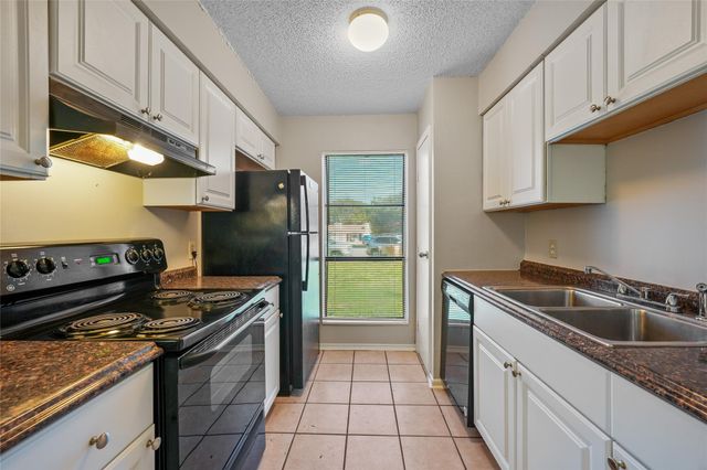 2706 Little Valley Cv B, Austin, TX 78741