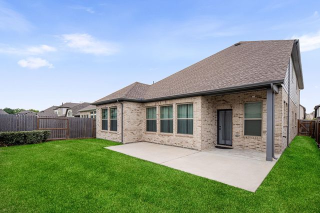 18403 Summerland Lake Way, Cypress, TX 77433