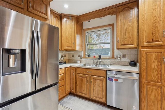 4705 Hazelwood RD, Hampton, VA 23666