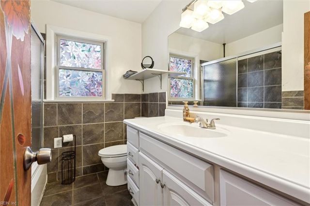 4705 Hazelwood RD, Hampton, VA 23666