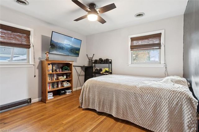 4705 Hazelwood RD, Hampton, VA 23666