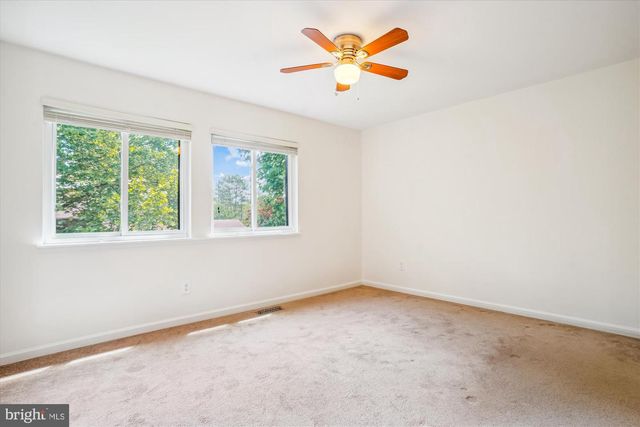 9082 ARLINGTON BLVD, Fairfax, VA 22031