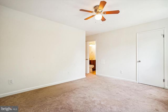 9082 ARLINGTON BLVD, Fairfax, VA 22031