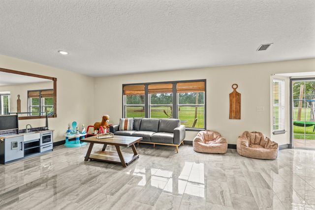 5312 Cypress Links Blvd, Elkton, FL 32033