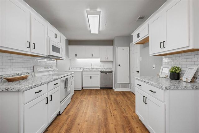 552 Tamworth Court, Mobile, AL 36609