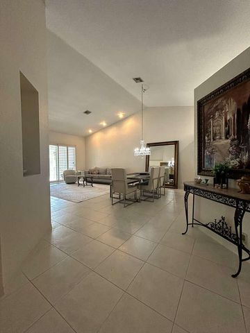 8088 Vía Di Veneto, Boca Raton, FL 33496