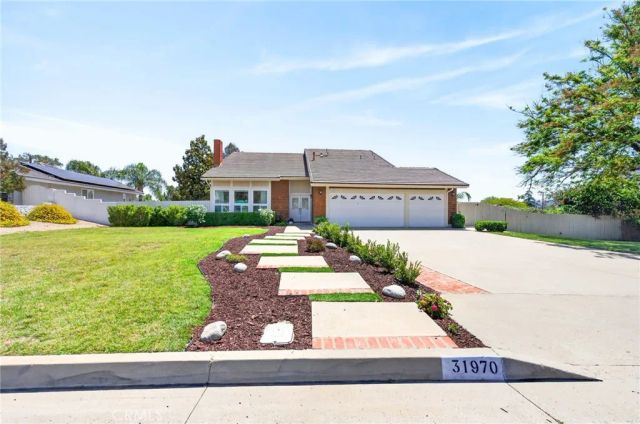 31970 Saint Pierre, Lake Elsinore, CA 92530