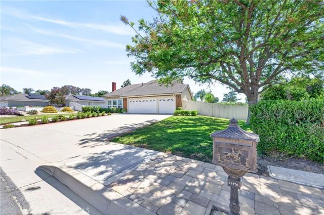 31970 Saint Pierre, Lake Elsinore, CA 92530