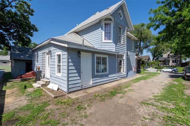 918 E 12TH Street, Des Moines, IA 50316