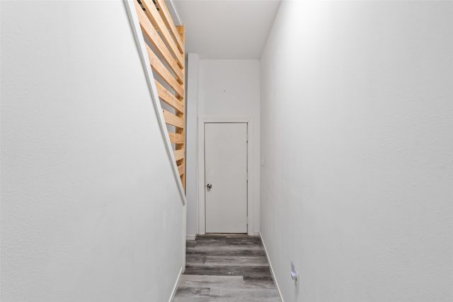 918 E 12TH Street, Des Moines, IA 50316