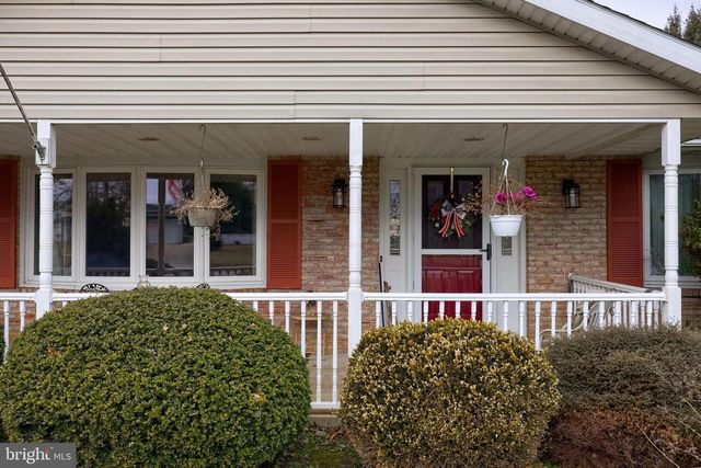 1019 SPRING VALLEY RD, Quarryville, PA 17566