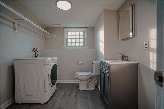 32 Stillwater Drive, Warwick, RI 02889