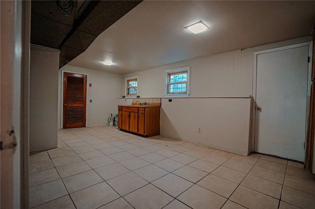 32 Stillwater Drive, Warwick, RI 02889