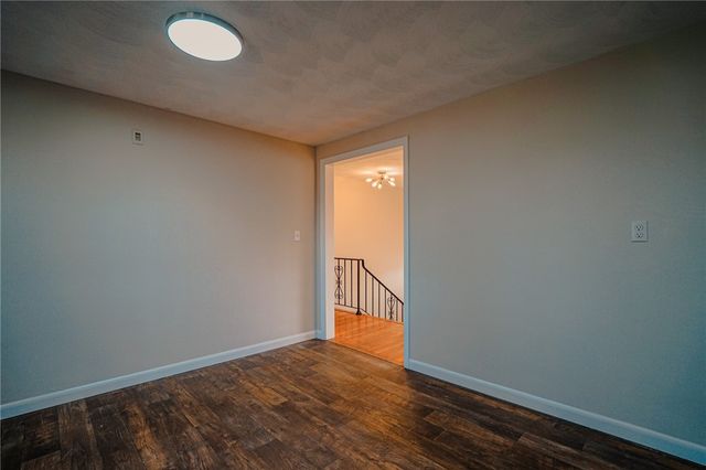 32 Stillwater Drive, Warwick, RI 02889