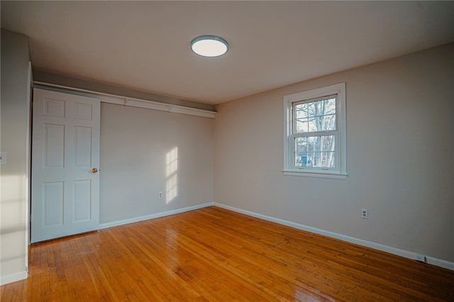 32 Stillwater Drive, Warwick, RI 02889