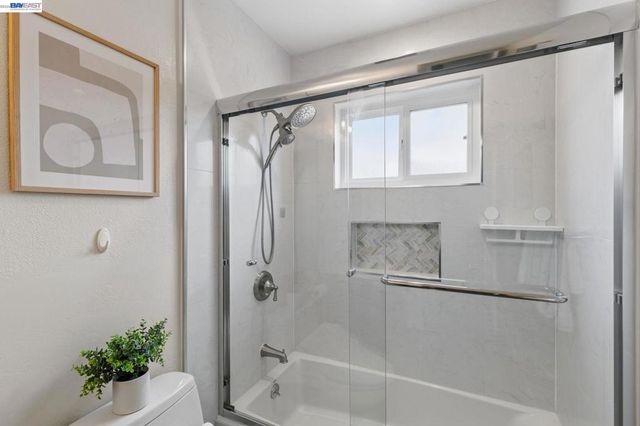 1135 Killarney St, Livermore, CA 94550