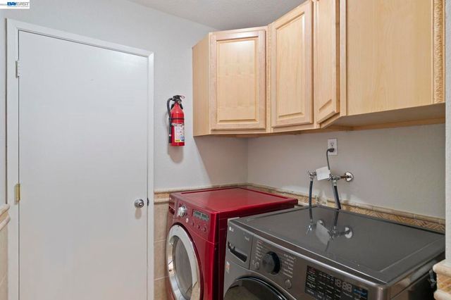 1135 Killarney St, Livermore, CA 94550