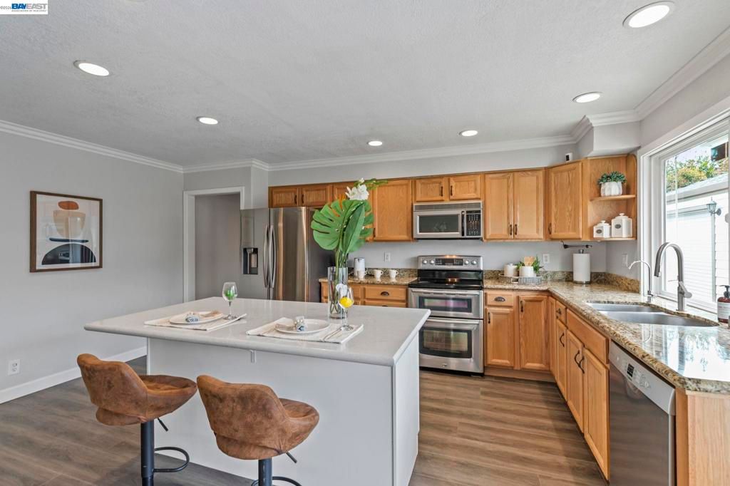 Image 17 of property listing at 1135 Killarney St, Livermore, CA 94550