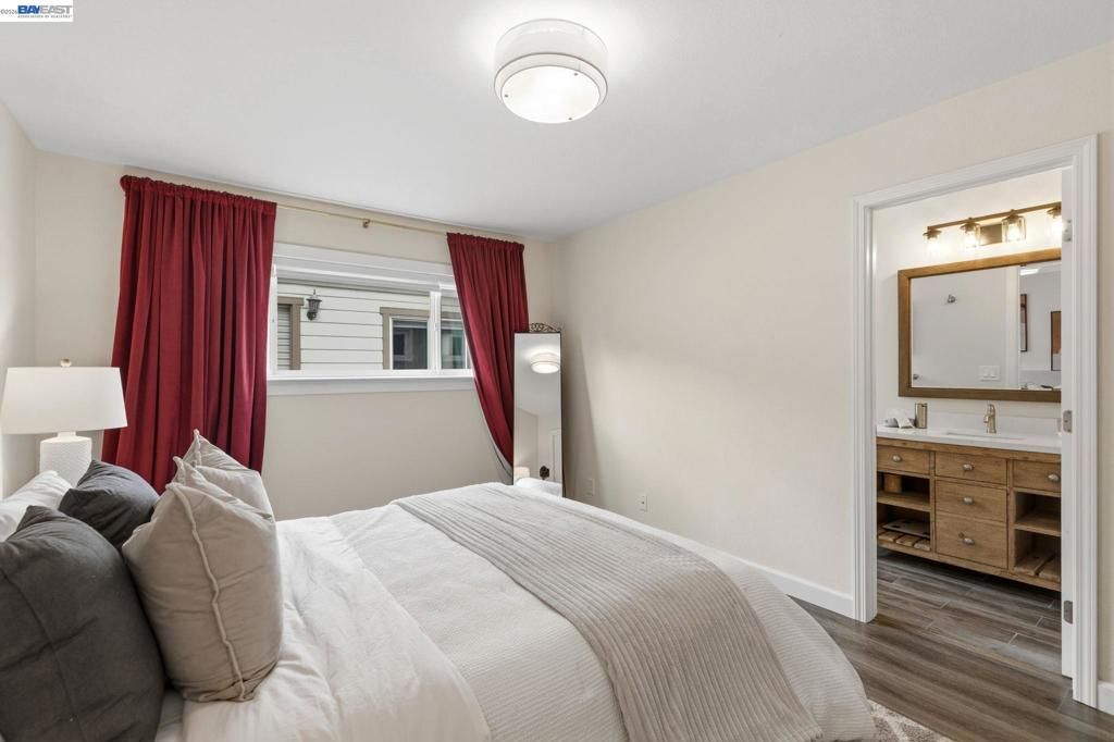 Image 23 of property listing at 1135 Killarney St, Livermore, CA 94550