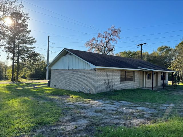 195 County Road 2100 Highway 11, Daingerfield, TX 75638