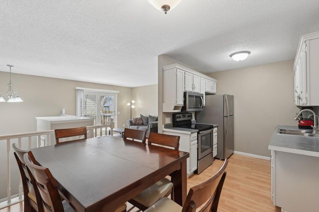 4195 W 137th Street, Savage, MN 55378