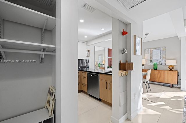 2801 Florida Ave 220, Miami, FL 33133