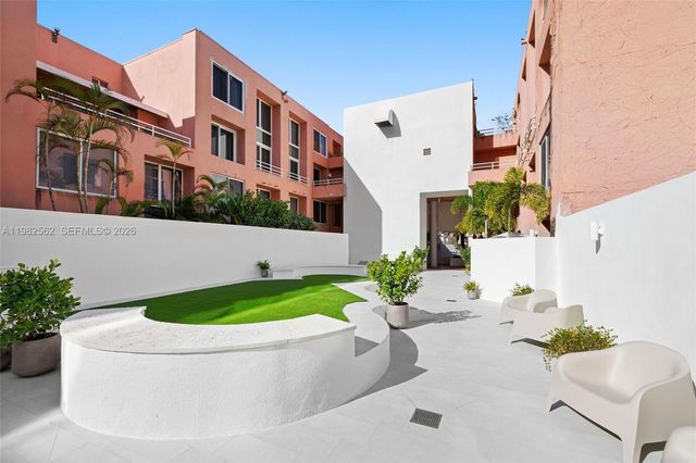 2801 Florida Ave 220, Miami, FL 33133