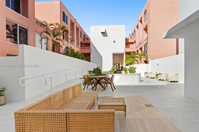 2801 Florida Ave 220, Miami, FL 33133