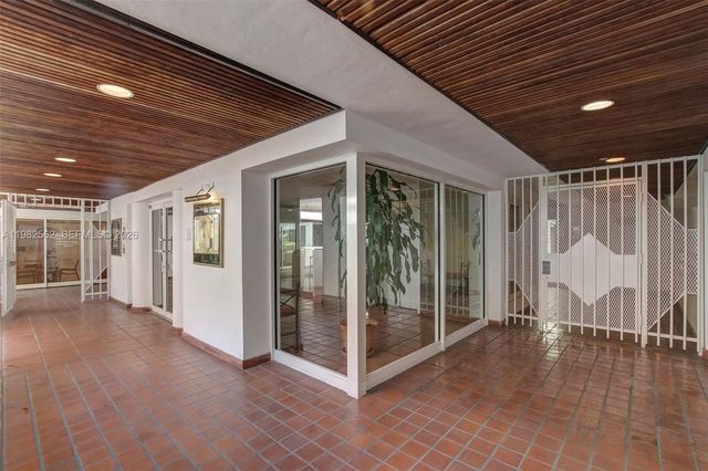 2801 Florida Ave 220, Miami, FL 33133