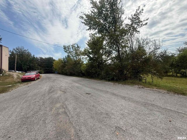 00 Wood Road, Carbondale, IL 62901
