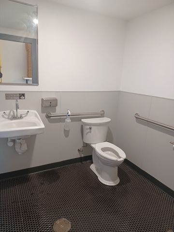 39 Trotter, Weymouth, MA 02190