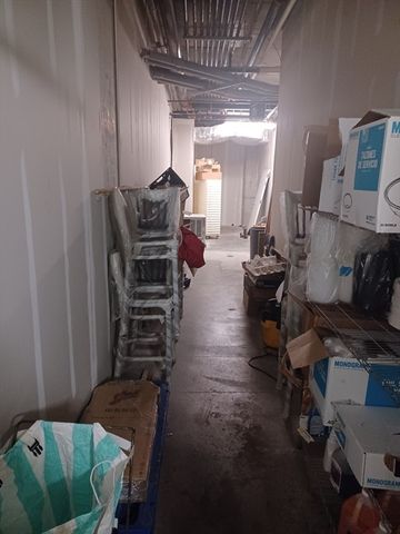 39 Trotter, Weymouth, MA 02190