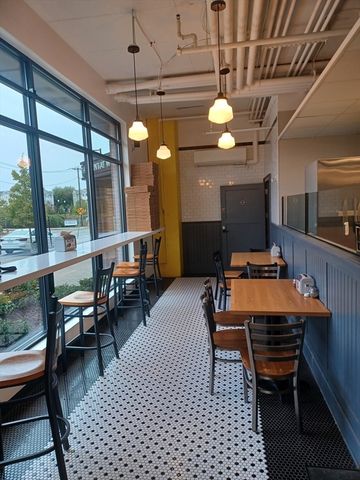 39 Trotter, Weymouth, MA 02190