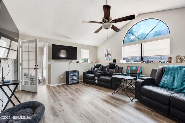 4154 TROUT RIVER Boulevard, Jacksonville, FL 32208
