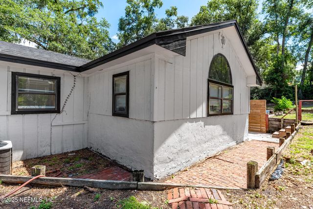 4154 TROUT RIVER Boulevard, Jacksonville, FL 32208