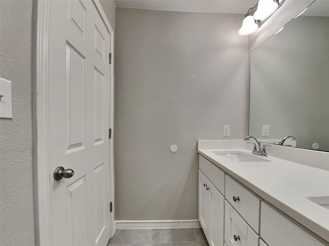 142 Yellow Bark ST, Buda, TX 78610