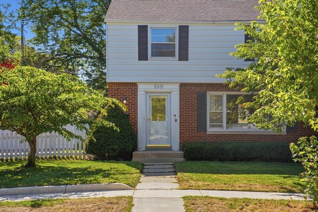 5331 N Lydell AVENUE, Glendale, WI 53217