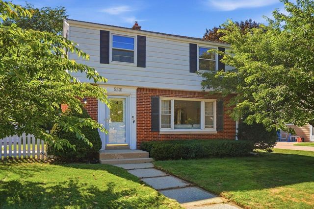 5331 N Lydell AVENUE, Glendale, WI 53217