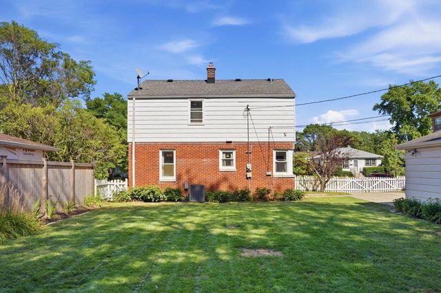 5331 N Lydell AVENUE, Glendale, WI 53217