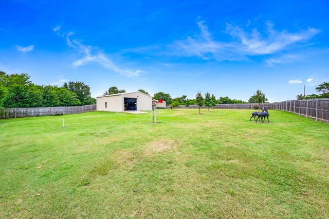 4450 County Road 3110, Campbell, TX 75422